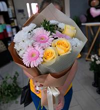 Букет цветов из:  Герберы, Розы и Хризантемы в Большие Ключищи